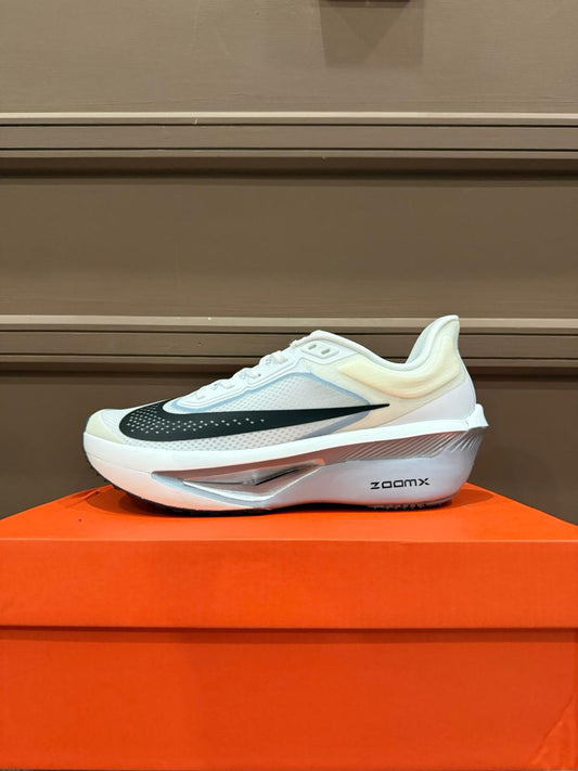 NK Zoom Fly 6
