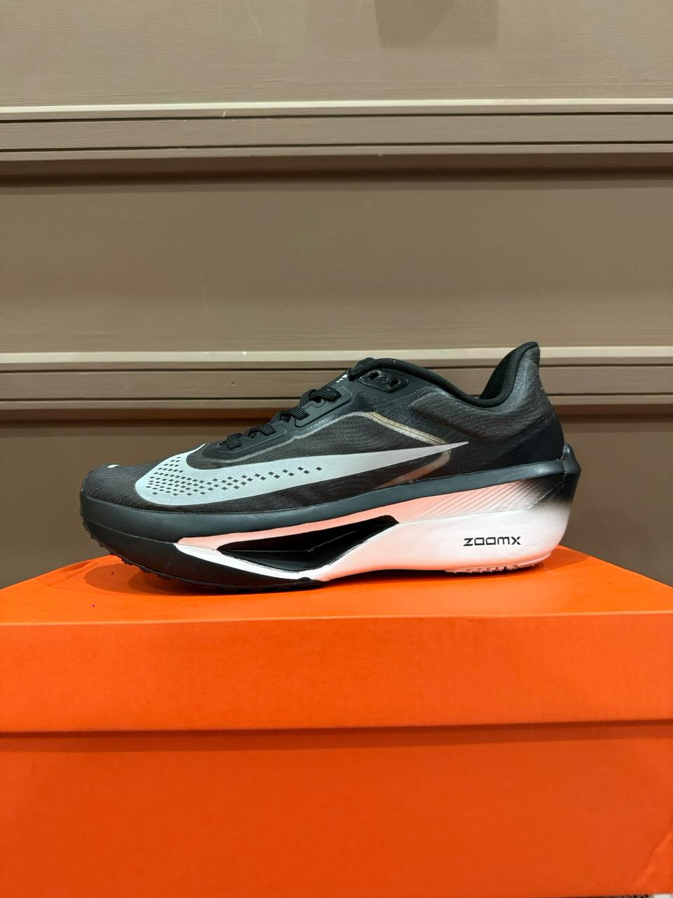 NK Zoom Fly 6