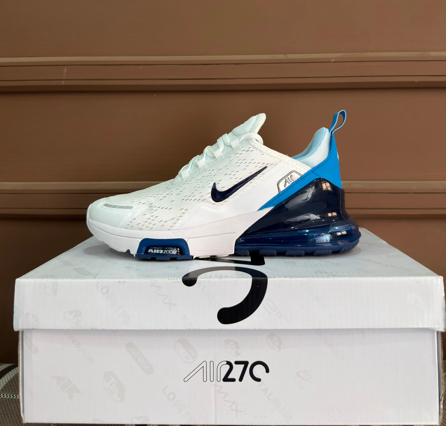Nike Air Max 270