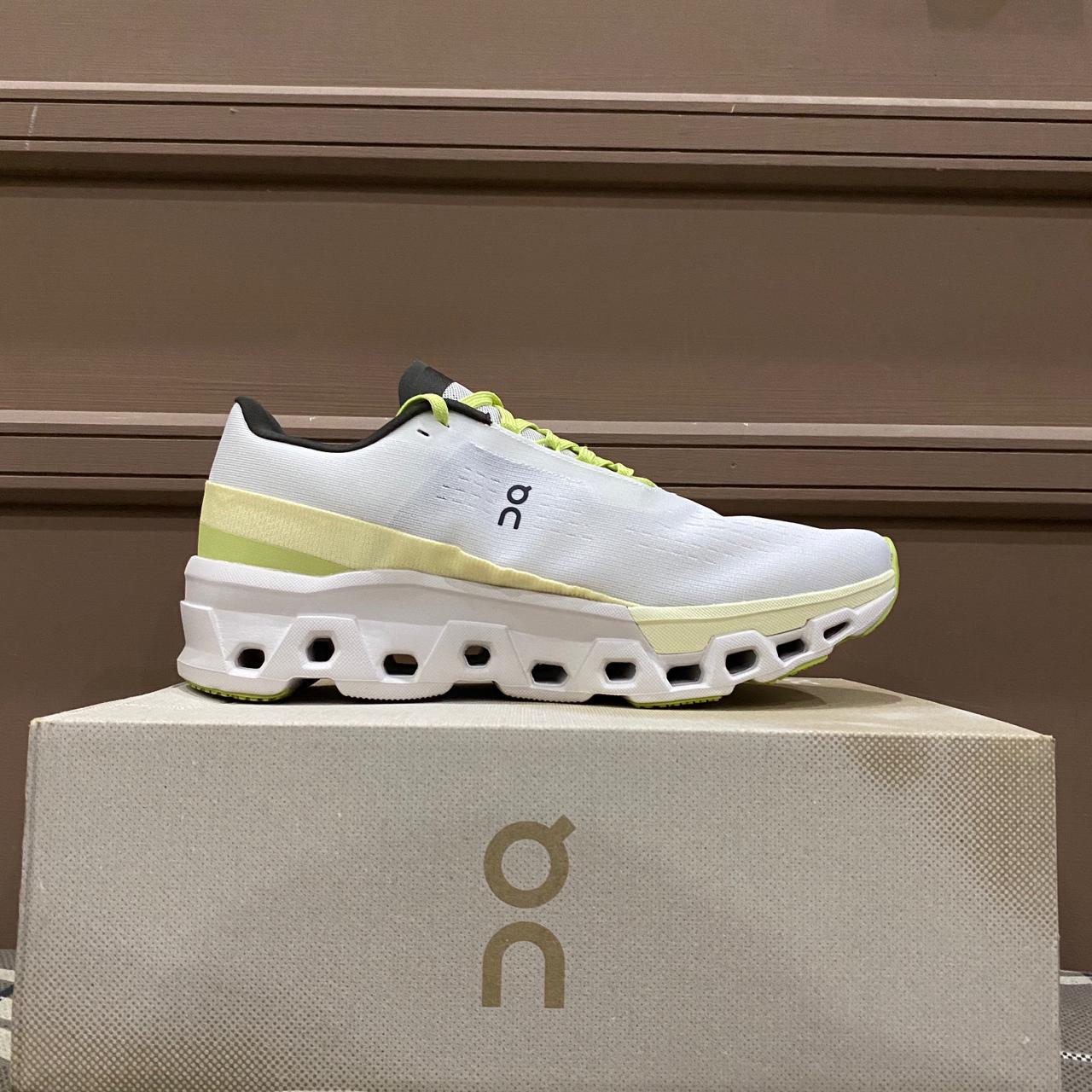 On Cloud Monster 2 (premium ++)