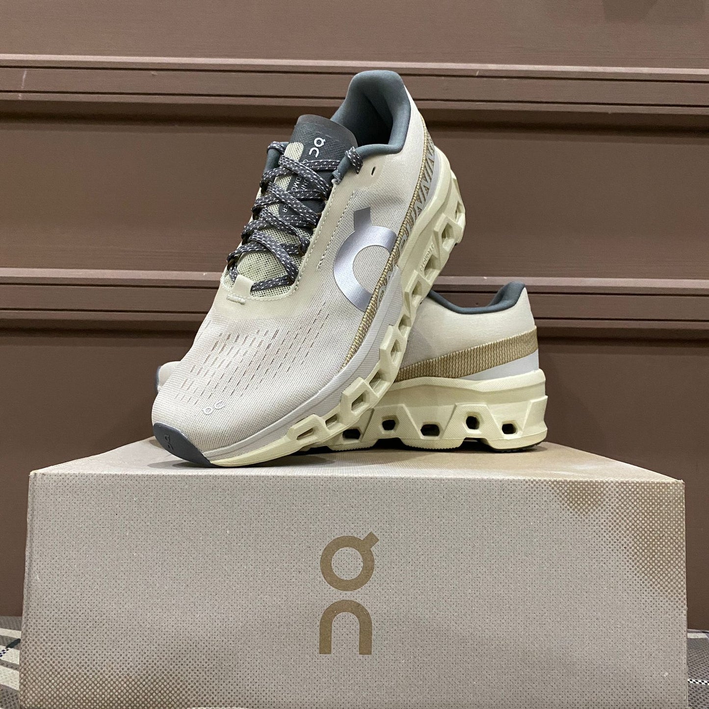 On Cloud Monster 2 (Premium ++)