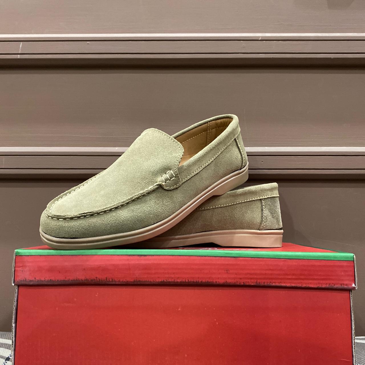 Loro Piana (Premium ++)