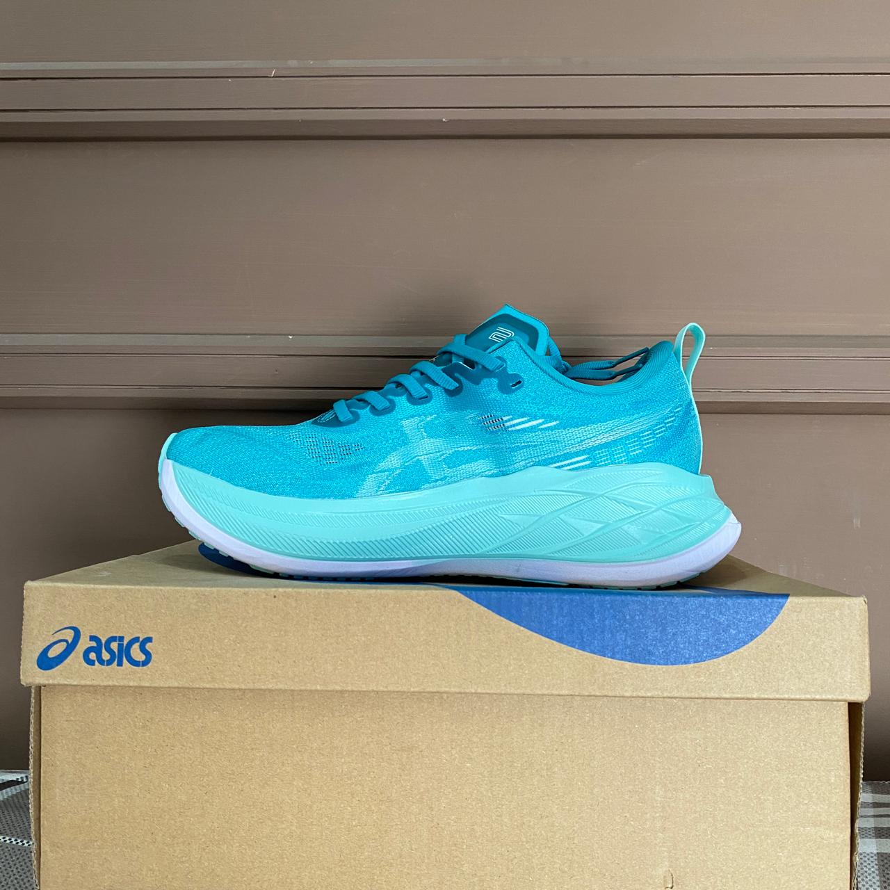 Asics Nova-Blast (Premium ++)