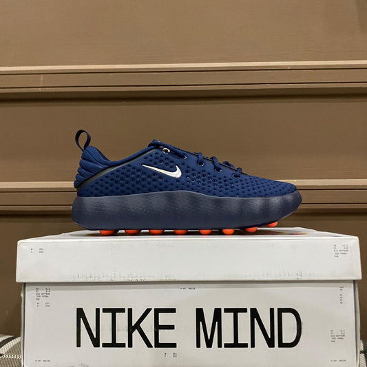 Nike Mind 002