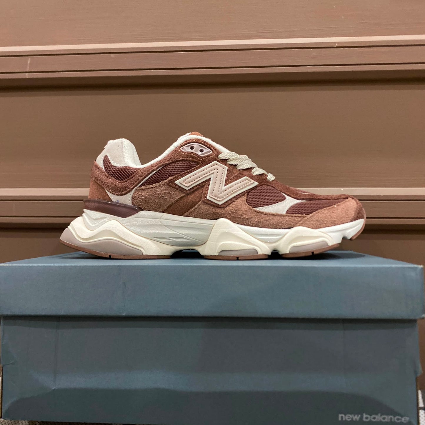 NB 9060 (Premium ++)