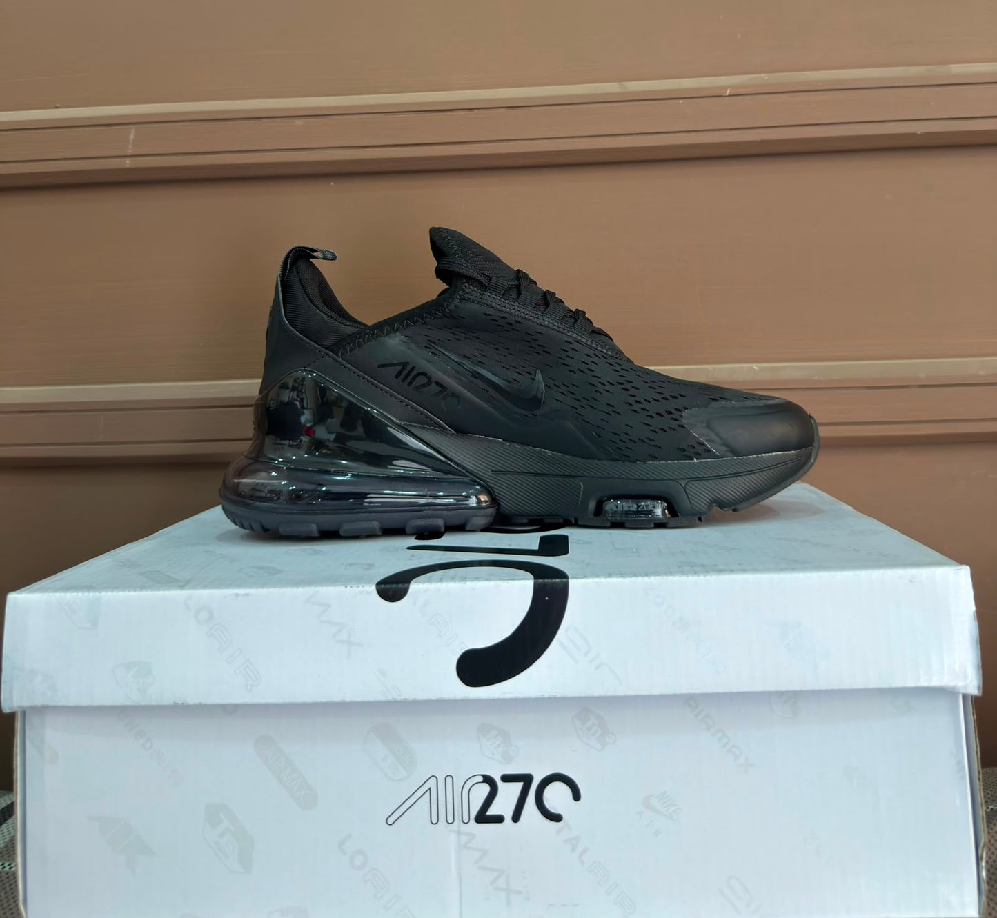 Nike Air Max 270