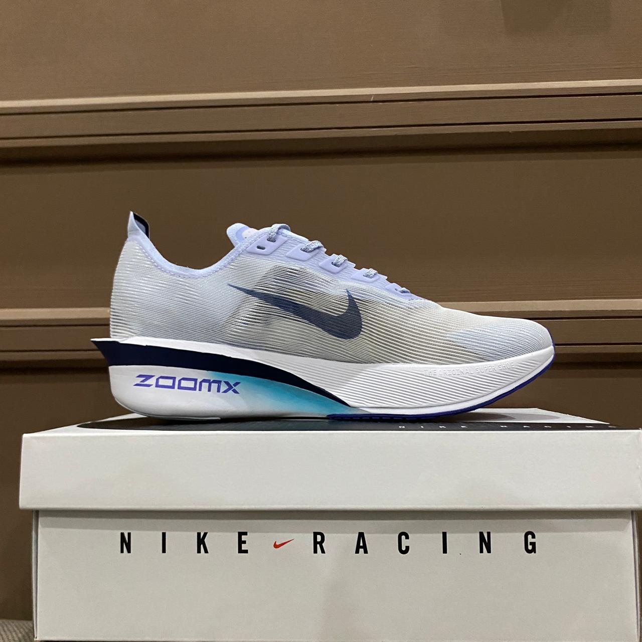 NIke VaporFly 4