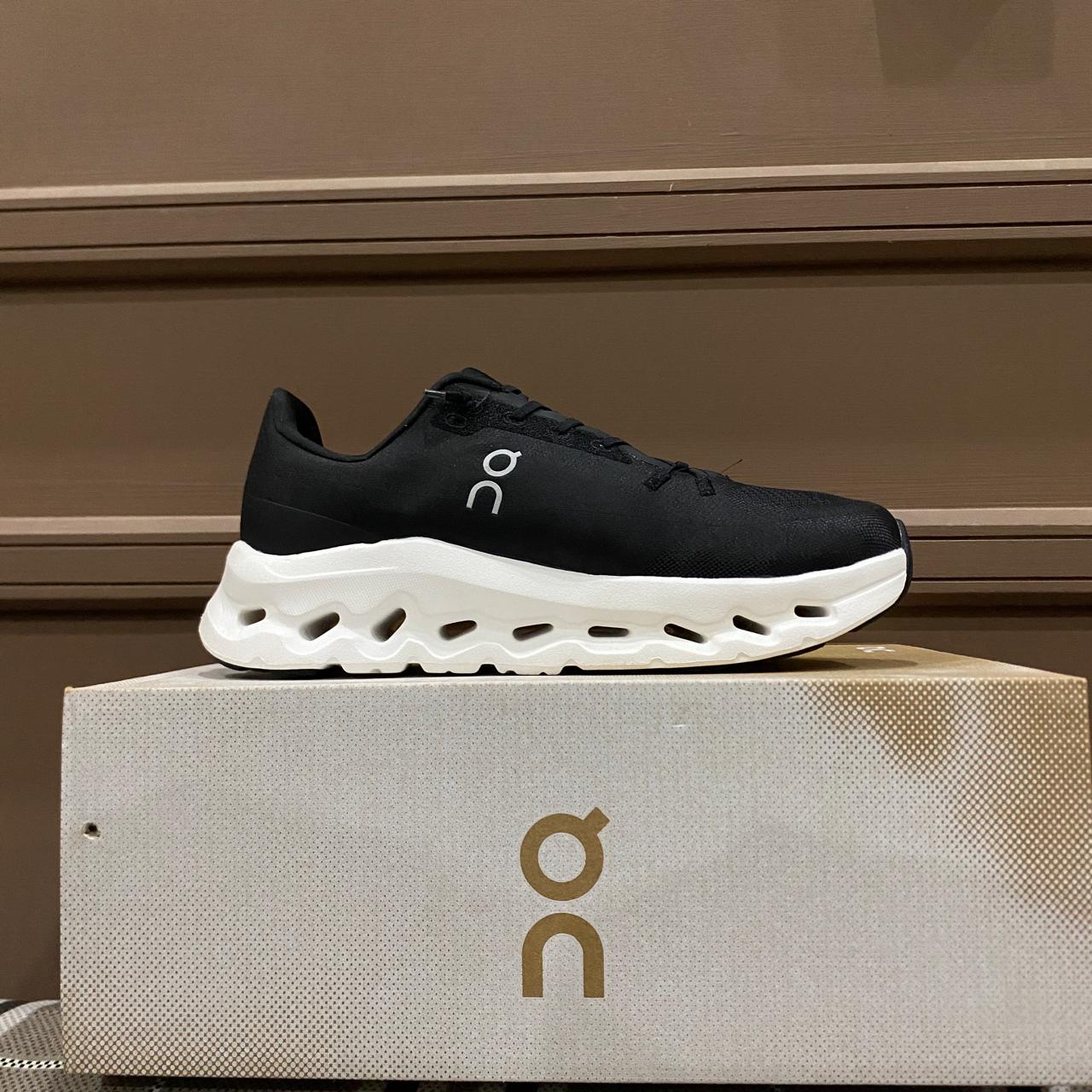 On Cloud Tilt (Premium ++)